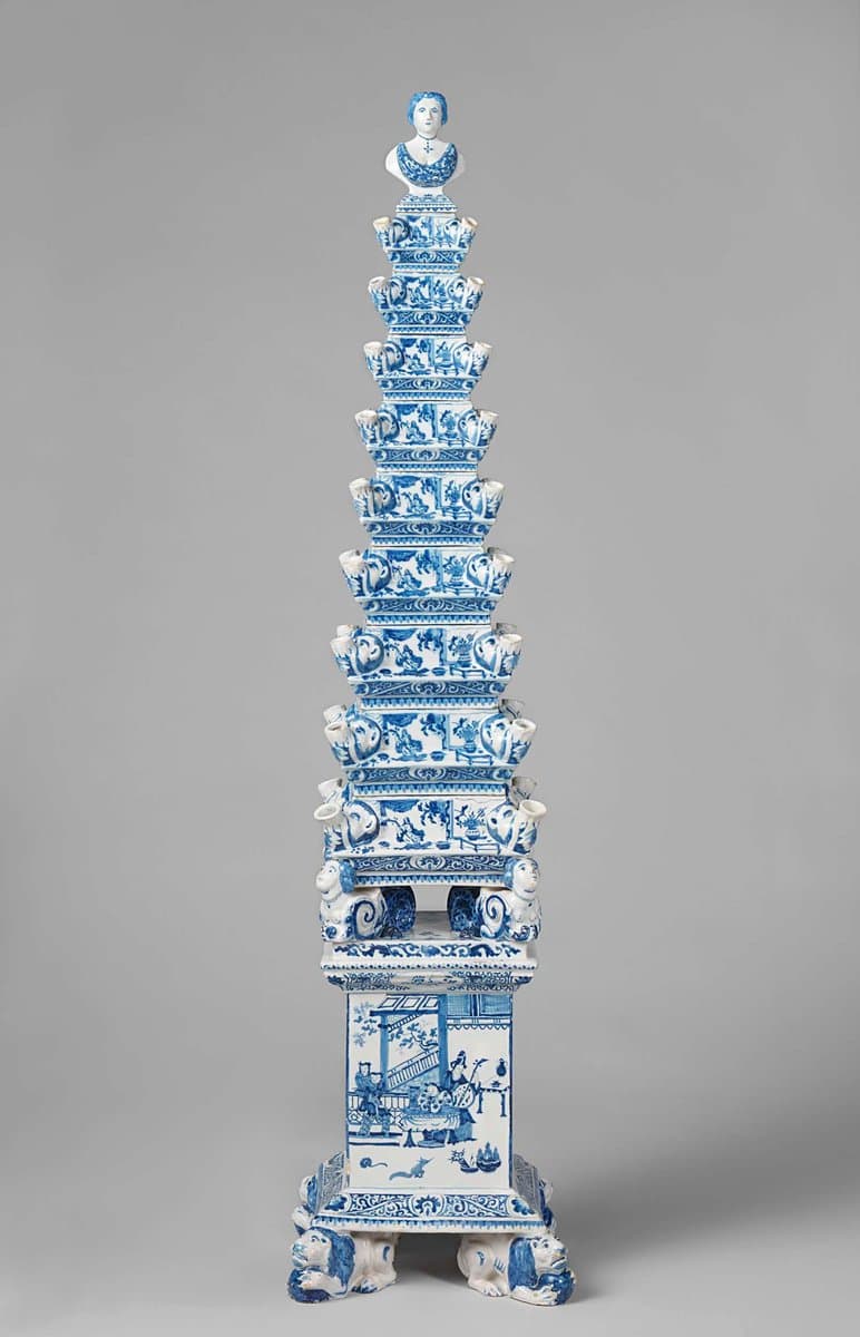 Flower pyramid